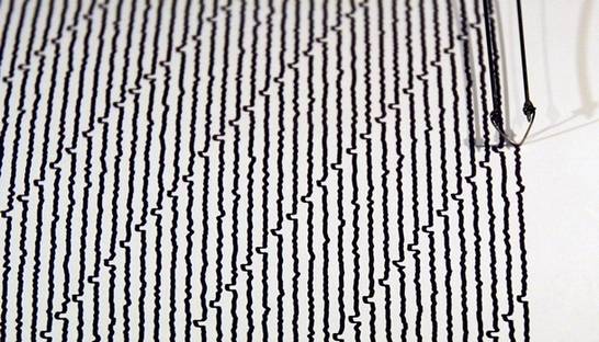 При землетрясении в Индонезии погибли около 20 человек