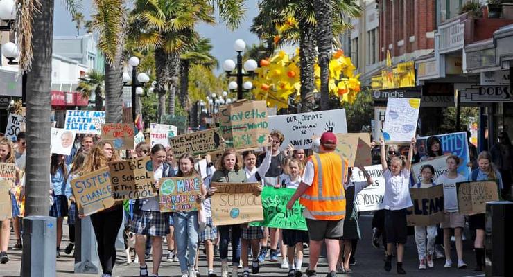 В Новой Зеландии проходит масштабная климатическая забастовка