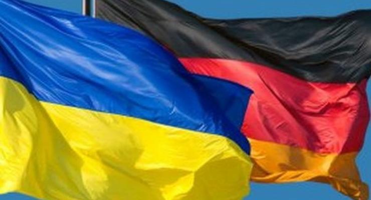 Германия не будет пересматривать отношения с Украиной