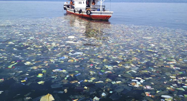 Уровень микропластика в Средиземном море повышается с каждым годом - ученые