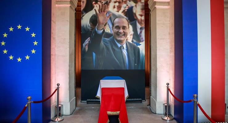 В Париже прощаются с Жаком Шираком