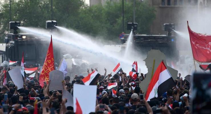 В Ираке вспыхнули протесты, власти отключили соцсети