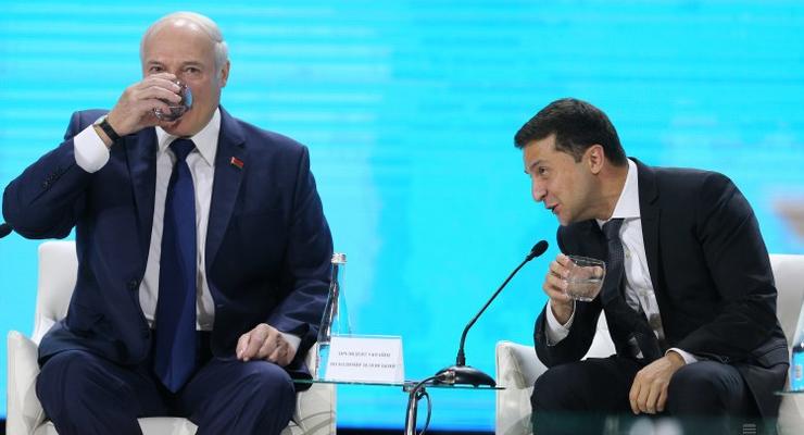 "Война в нашем доме": Лукашенко призвал перестать бросать камни в Зе