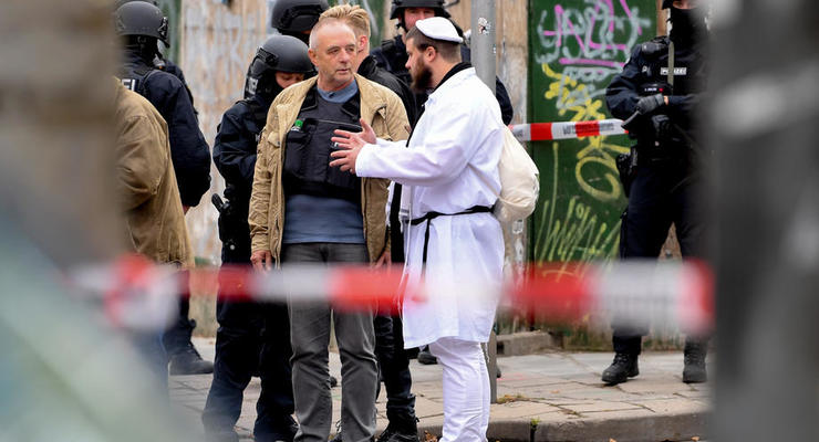 Напавший на синагогу в Германии вел стрим