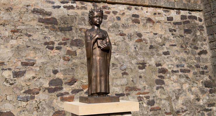 В Бельгии открыли памятник Анне Ярославне