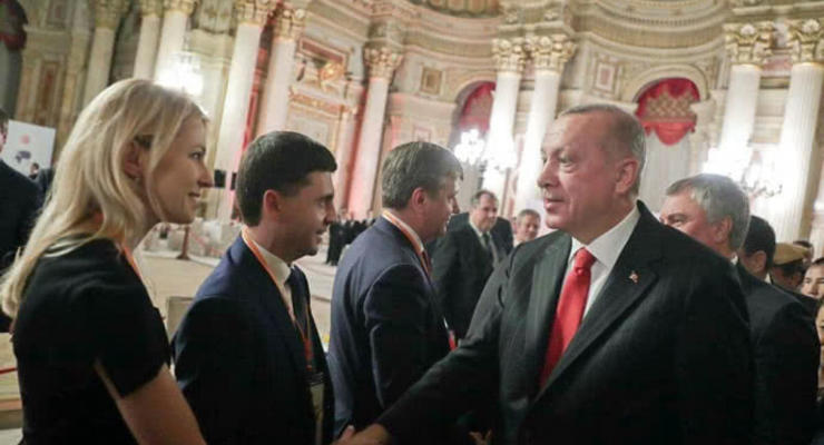 Ердоган впервые принял делегацию с РФ с "депутатами Крыма" - появилась реакция МИД