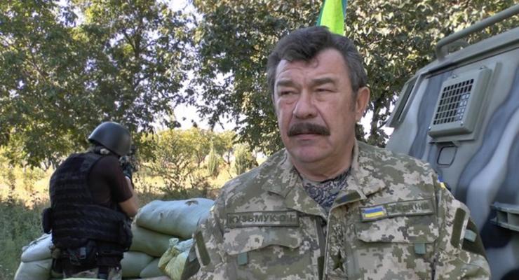 Зеленский уволил экс-министра обороны Кузьмука с военной службы