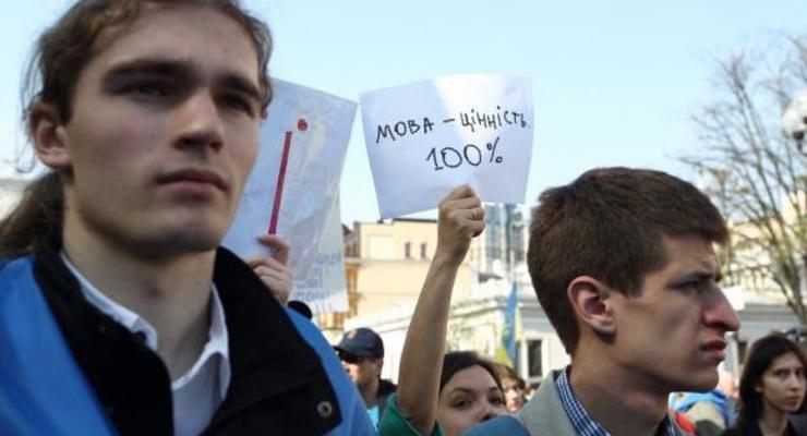 Половина украинцев за переход русскоязычных школ на украинский язык