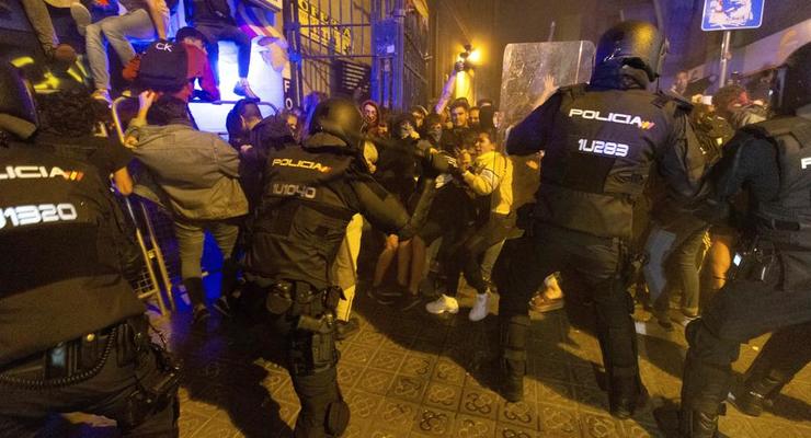 Протесты в Каталонии: пострадали более 70 человек