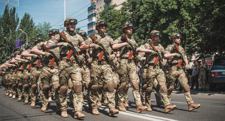 "Полная чушь" — "Азов" о требовании признать полк террористической организацией