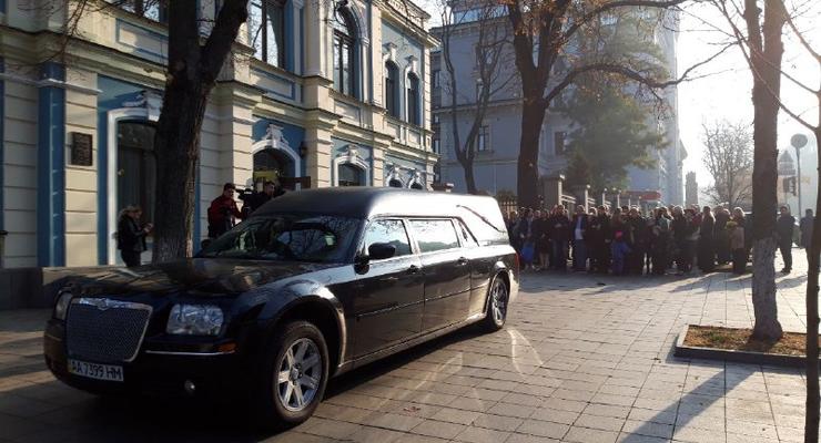 В Киеве прощаются с погибшим экс-министром Кутовым