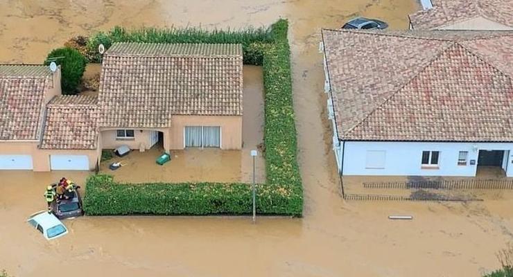 Франция страдает от наводнения, есть погибшие
