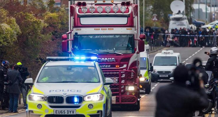 В Британии арестовали двух человек по делу о 39 трупах в грузовике