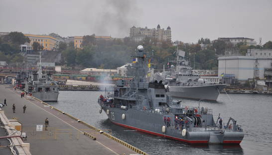 В ожидании Столтенберга: В порт Одессы прибыли корабли НАТО