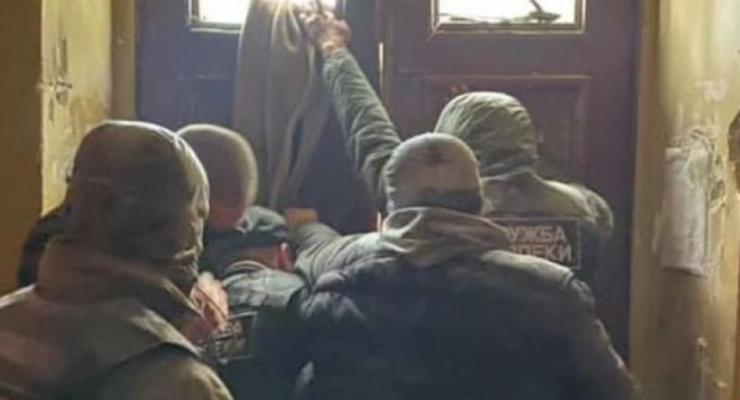 В Киеве задержали "титушек", пытавшихся захватить общежитие  -  КГГА