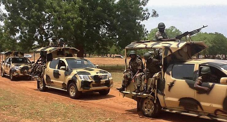 В Нигерии 10 военных погибли при нападении боевиков "Боко Харам"