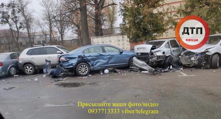 В Боярке пьяная девушка разбила 6 машин – соцсети