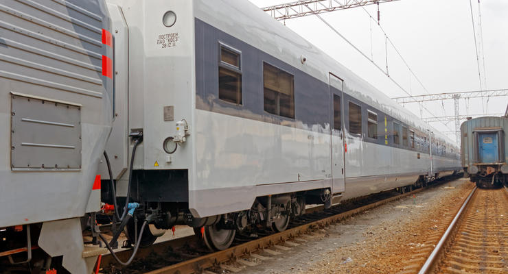 Минирование: пассажиров поезда Харьков-Киев срочно высадили