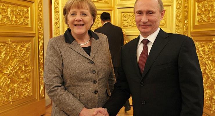 Путин и Меркель обсудили подготовку встречи в "нормандском формате"