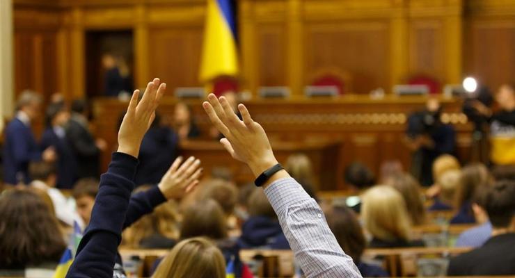 Рада приняла изменения в закон о добровольном объединении теробщин