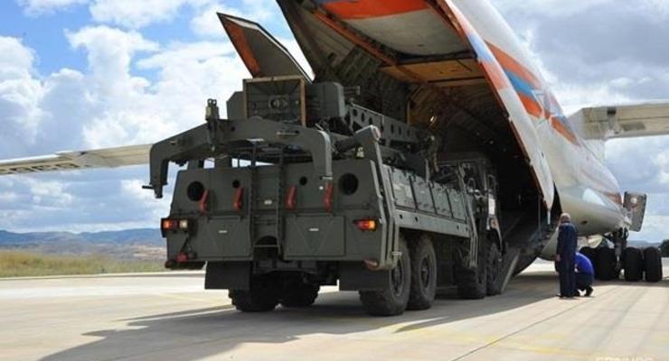 В Турции заявили о разногласиях с РФ и задержках поставок С-400