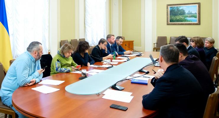 Совет по вопросам свободы слова рассмотрел угрозы Портнова журналистам