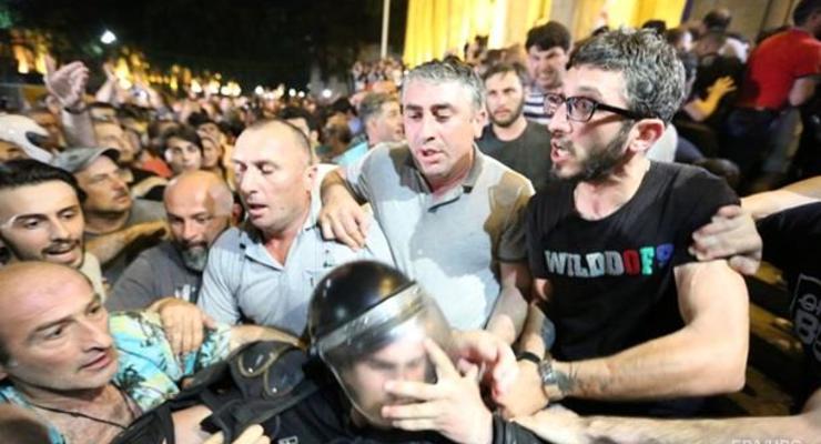 В Грузии после стычек с полицией есть пострадавшие