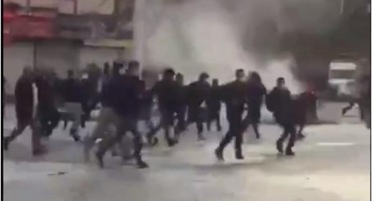 В Иране полиция открыла огонь по протестующим: есть жертвы