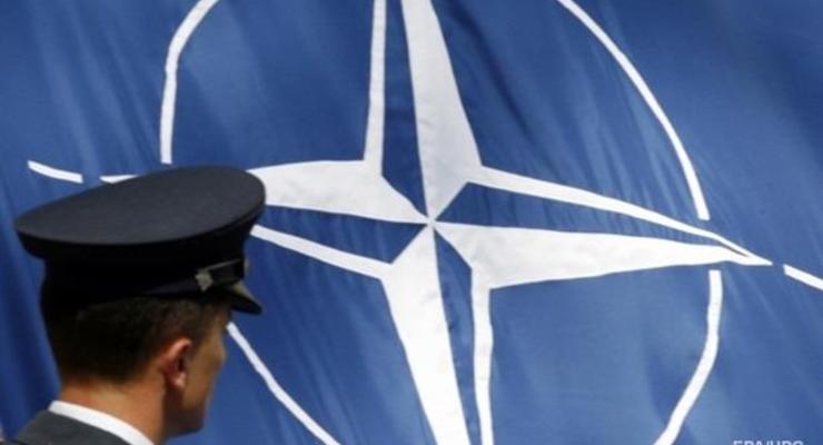 В Германии рассказали о видении НАТО, отличном от высказанного Макроном