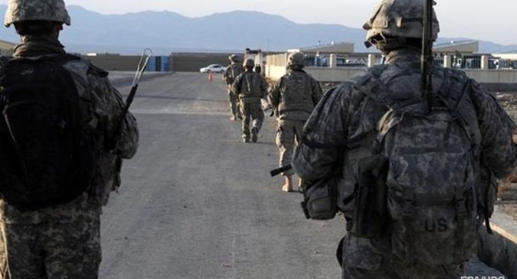 Двое военных США стали жертвами крушения вертолета в Афганистане