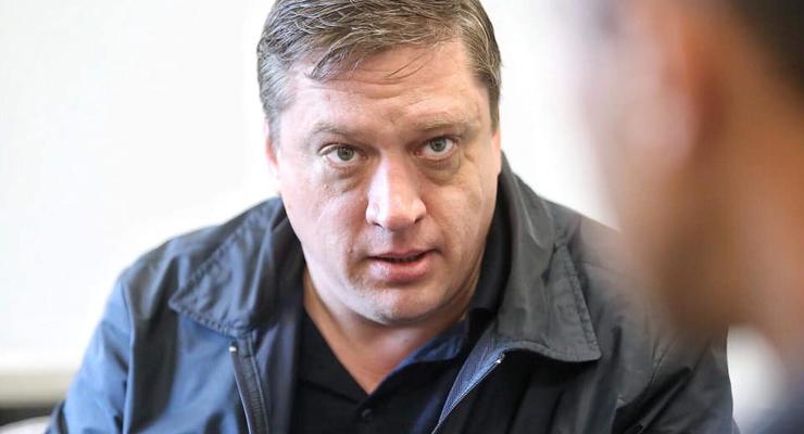 Нардеп Иванисов приостановил членство во фракции Слуга народа