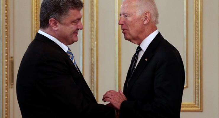 В Сенате США хотят расследовать возможное давление Байдена на Порошенко