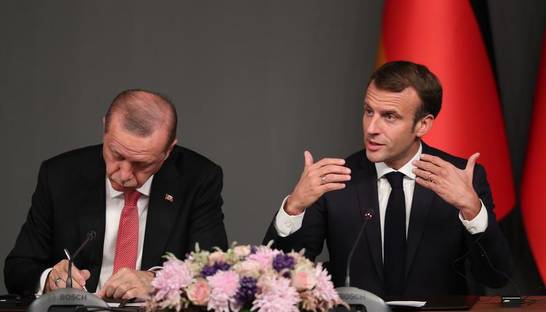 МИД Франции вызвало турецкого посла из-за совета Макрону "проверить голову"