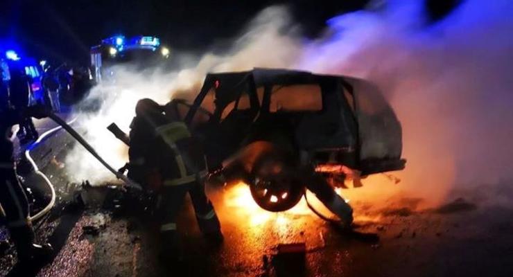 В аварии под Черновцами сгорели три человека