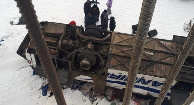 Авария с автобусом в РФ: число жертв возросло до 20
