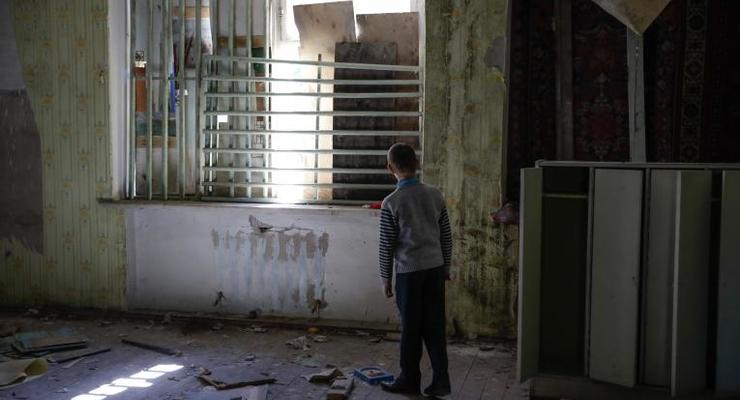 Из-за конфликта на Донбассе пострадали почти полмиллиона детей