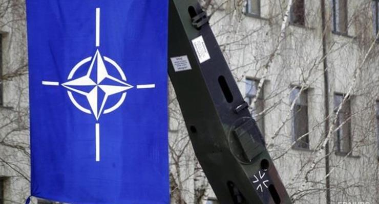 Саммит НАТО принял заявление по России