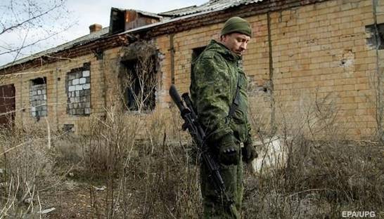 На Донбассе полиции сдался бывший сепаратист