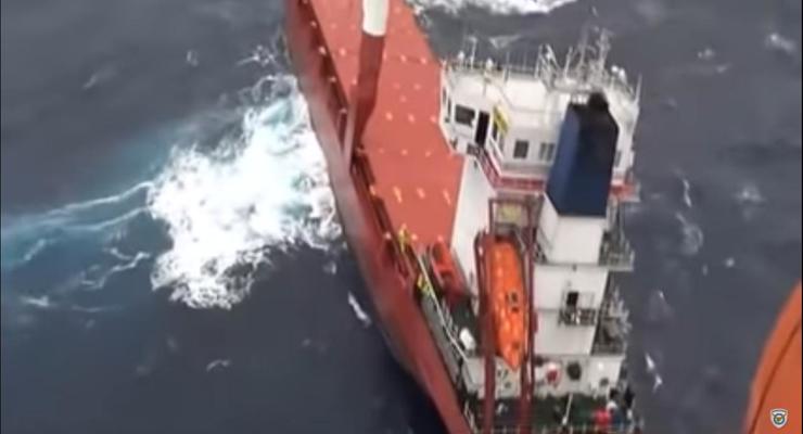 Фильм-катастрофа: появилось видео ЧП с украинским судном в Эгейском море