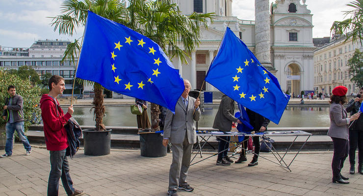 Социологи: Сторонников евроинтеграции в Украине стало заметно больше