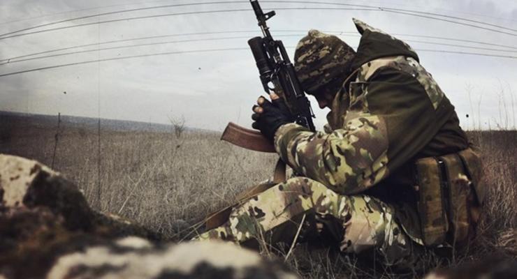 На Донбассе сутки начались с мощных обстрелов