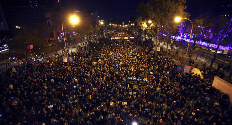 В Мадриде прошел многотысячный Марш за климат