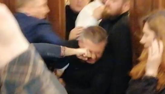В Верховной Раде очередная драка