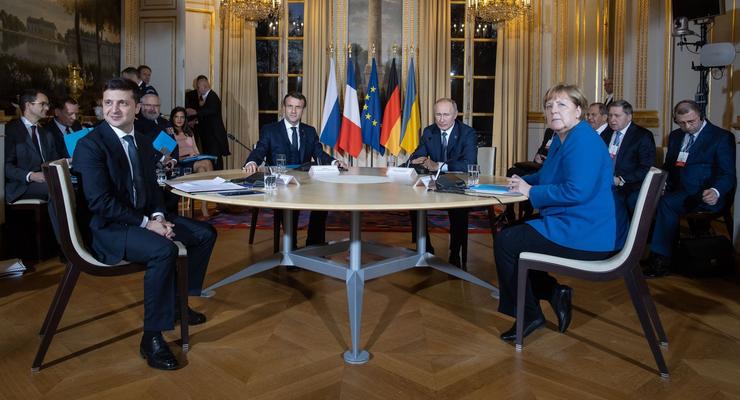 Нормандский саммит: В комнате переговоров был охранник Путина с оружием