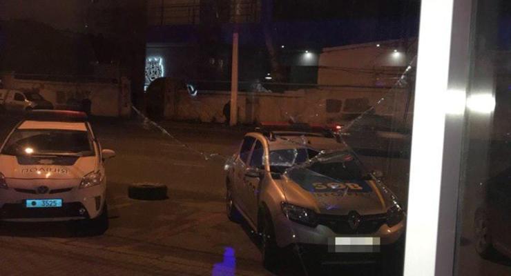 Пьяная женщина пыталась угнать авто в Одессе
