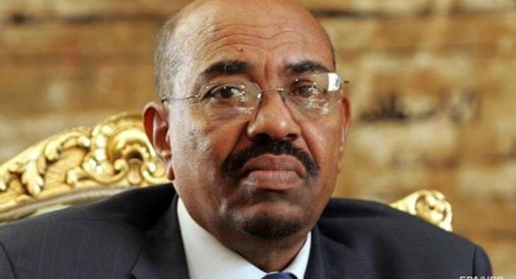 Экс-президент Судана получил тюремный срок за коррупцию