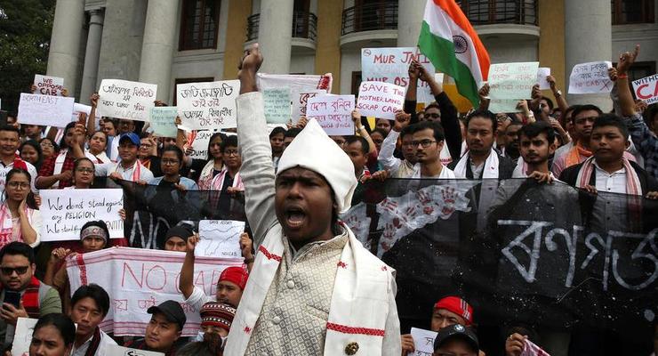 Протесты в Индии из-за закона о гражданстве: есть погибшие