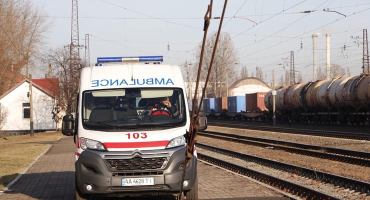 В Киеве на Святошино поезд сбил женщину