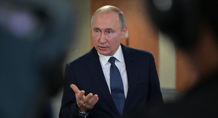 "Когда признаете?": Путин уклонился от вопроса о дочерях