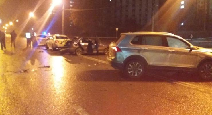 В Харькове в масштабном ДТП пострадали полицейские